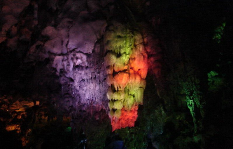 Yuhua Cave8